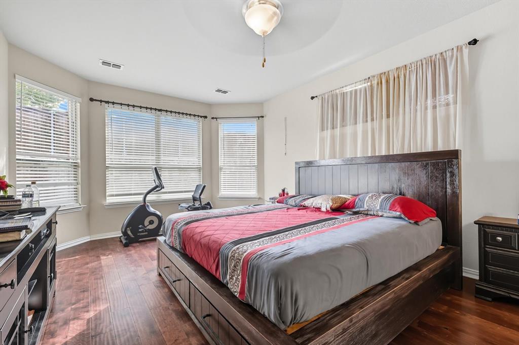 Sunset Pointe Ph Twelve - Residential