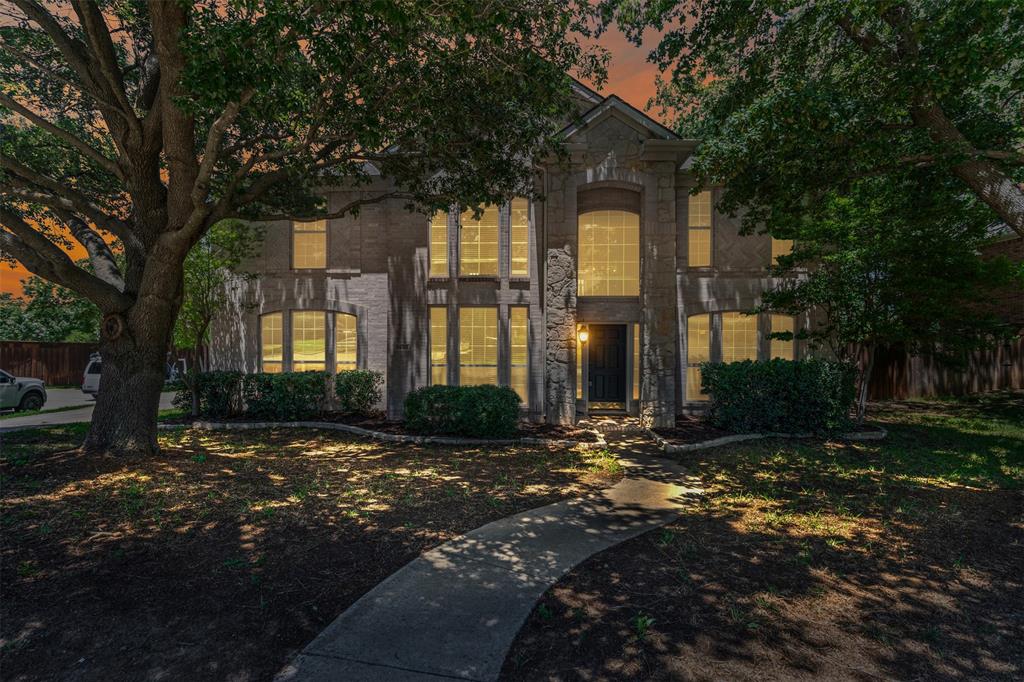 5655 Redgum Drive