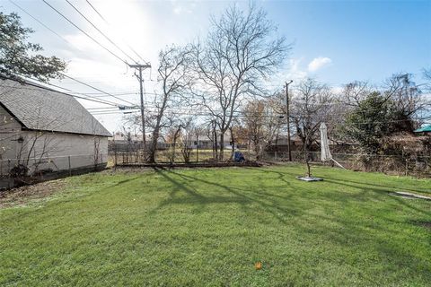 A home in Burleson