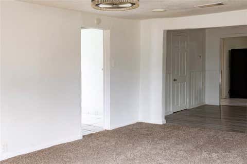 Tiny photo for 936 E Cantey Street, Fort Worth, TX 76104 (MLS # 21341428)
