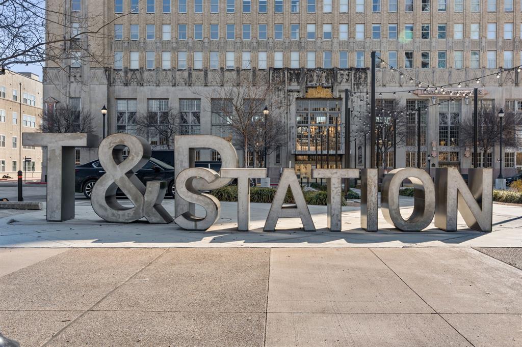 Texas & Pacific Lofts Condo - Residential