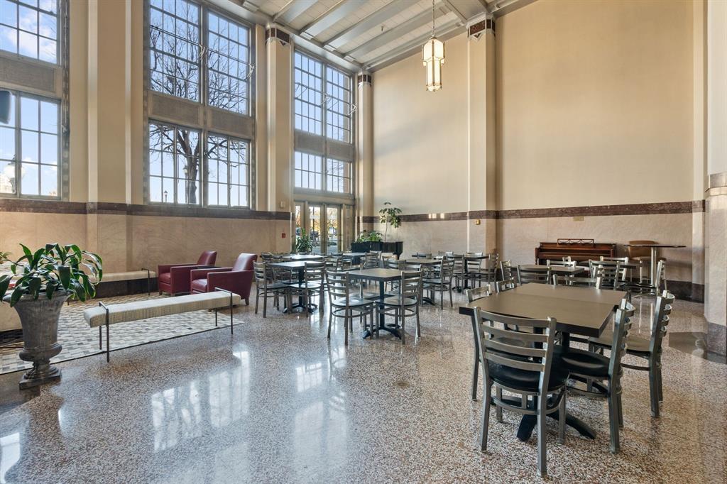 Texas & Pacific Lofts Condo - Residential