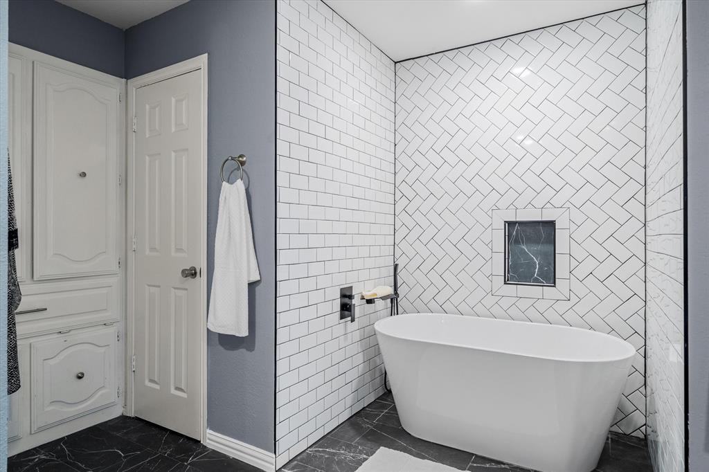 ABST A0498 E HUNT - Residential