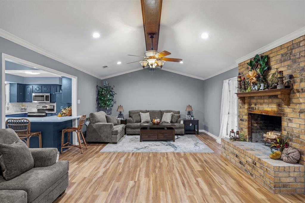 ABST A0498 E HUNT - Residential