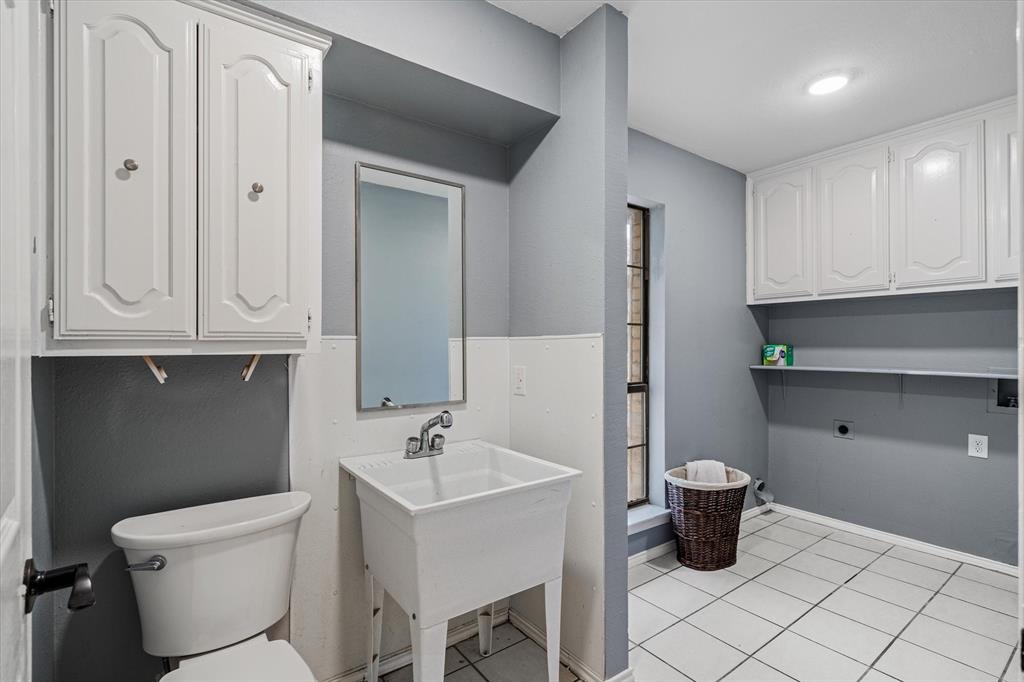 ABST A0498 E HUNT - Residential