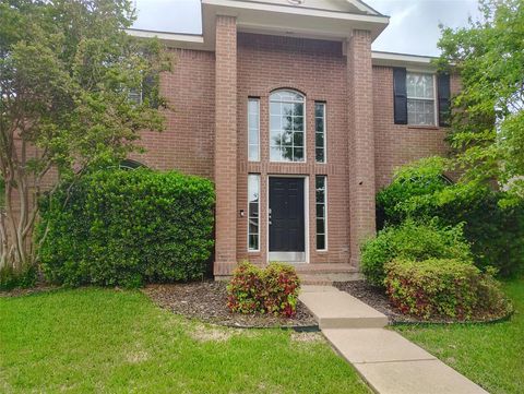 Photo of 1621 Churchill Lane, Mansfield, TX 76063 (MLS # 21256582)