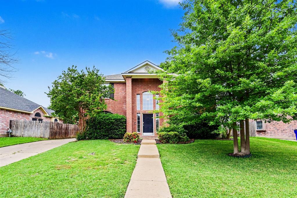 1621 Churchill Lane