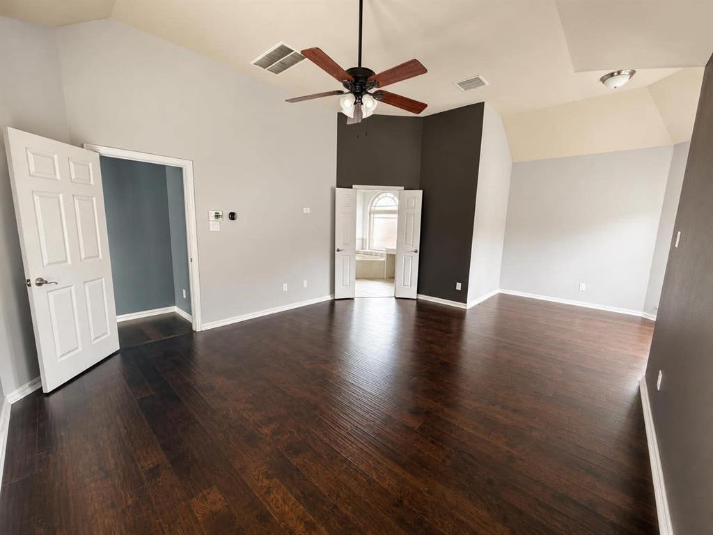 1410 Nighthawk Lane