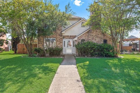 Photo of 2606 Hickory Bend Drive, Garland, TX 75044 (MLS # 21235507)