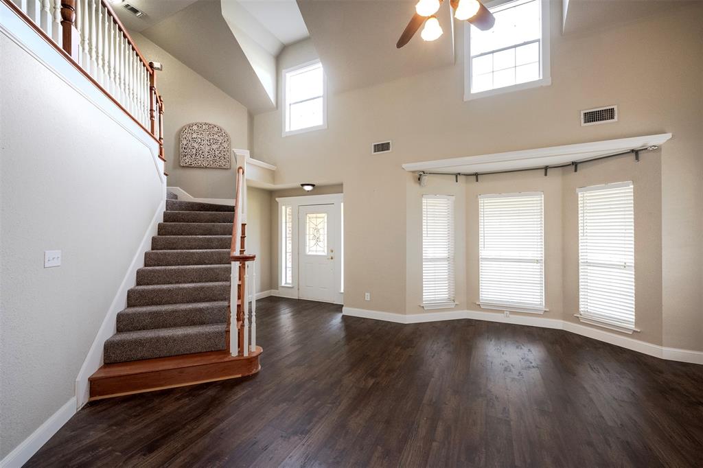 102 Eagle Pass Lane