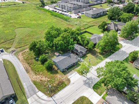 420 Nunnalee Avenue Van Alstyne TX 75495