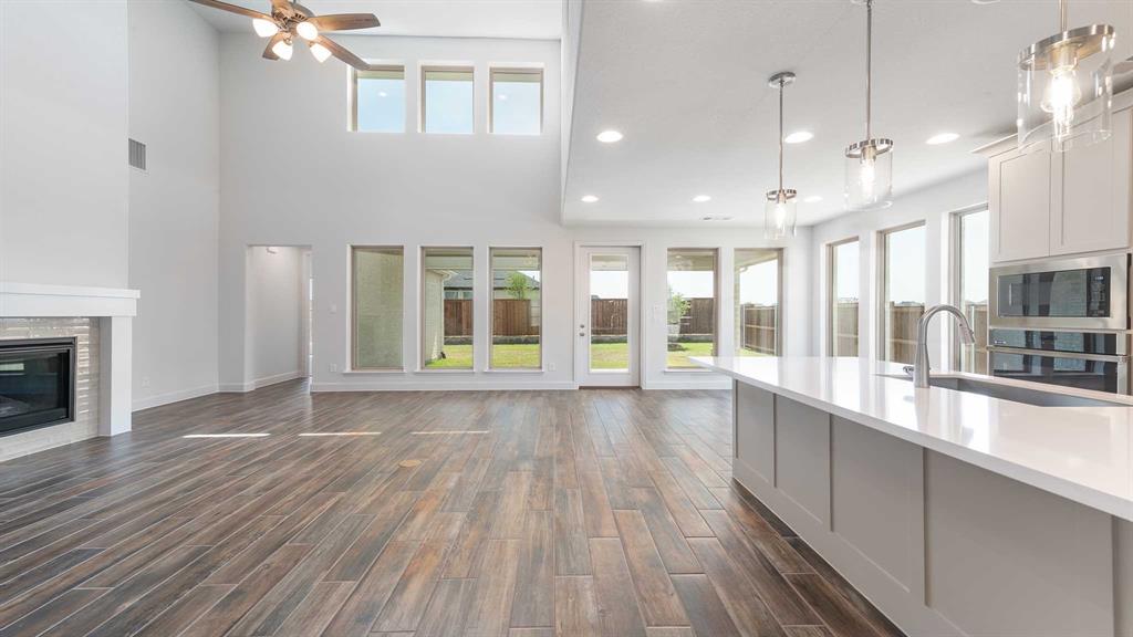 3329 Lacebark Lane