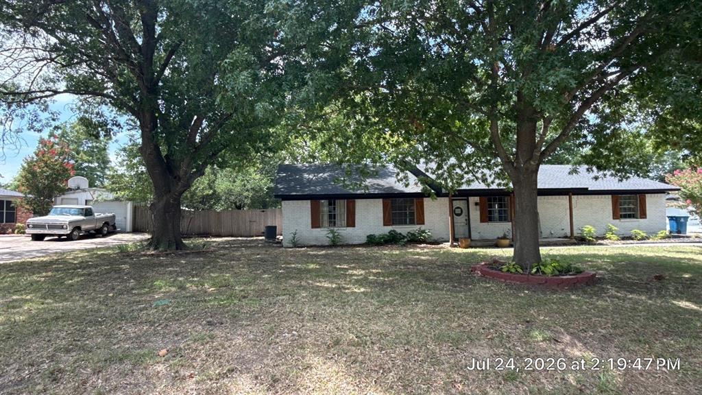7 Amity Lane
