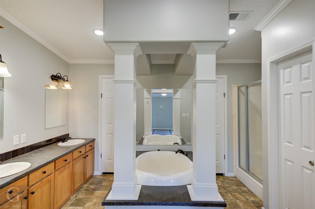 Princeton, Louisiana 71067, United States, 3 Bedrooms Bedrooms, ,2 BathroomsBathrooms,Residential,Contingent,41741