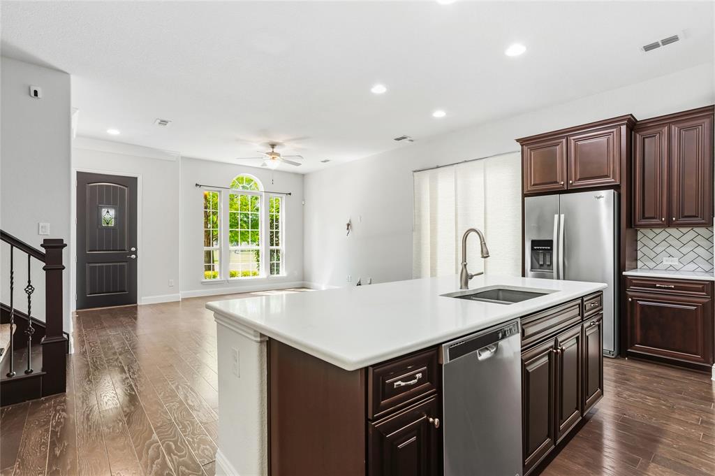1438 Pebble Way