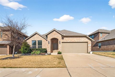 924 Royal Lane Celina TX 75009