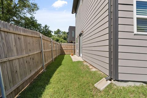 Tiny photo for 3144 Harmon Street, Dallas, TX 75215 (MLS # 21100590)