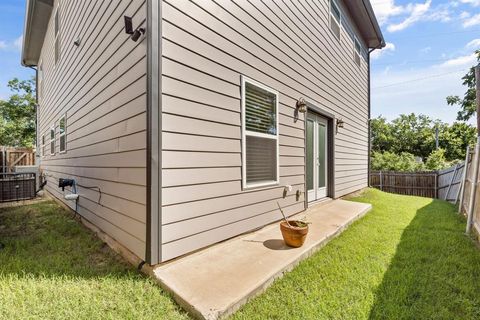 Tiny photo for 3144 Harmon Street, Dallas, TX 75215 (MLS # 21100590)