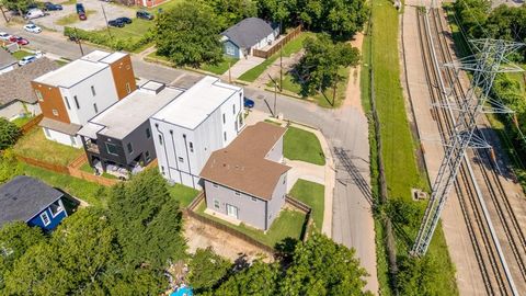 Tiny photo for 3144 Harmon Street, Dallas, TX 75215 (MLS # 21100590)