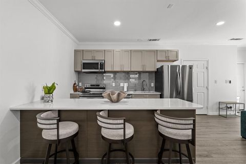 Tiny photo for 3144 Harmon Street, Dallas, TX 75215 (MLS # 21100590)