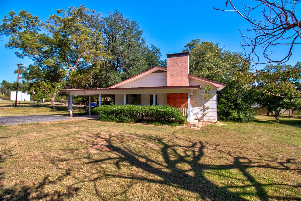 392 Churchill Lane