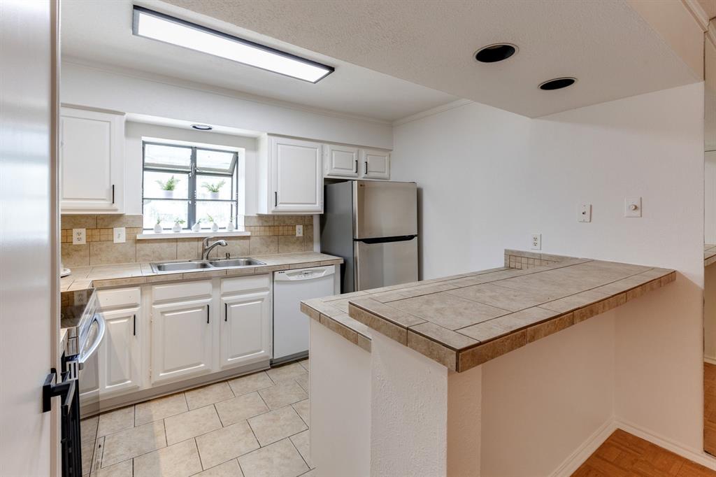 15221 Berry Trail 304
