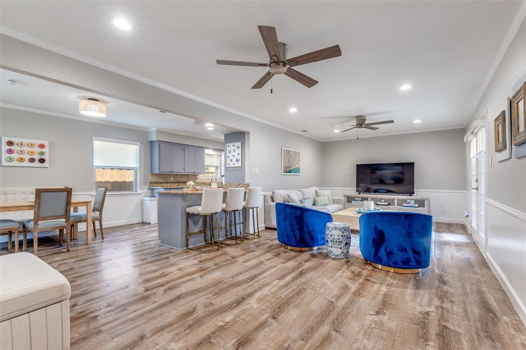2476 Pinebluff Drive