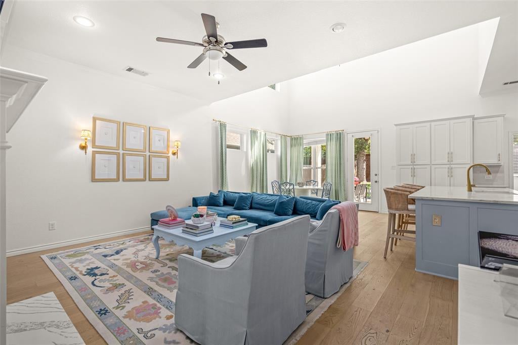 513 Sheer Bliss Lane