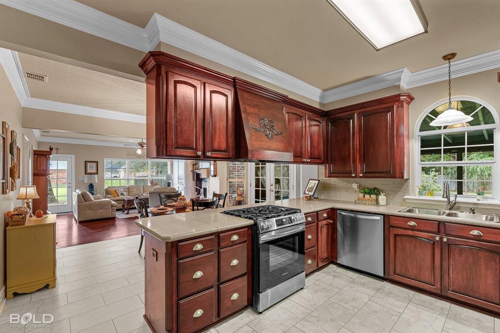 Fountainbleau Estates - Residential