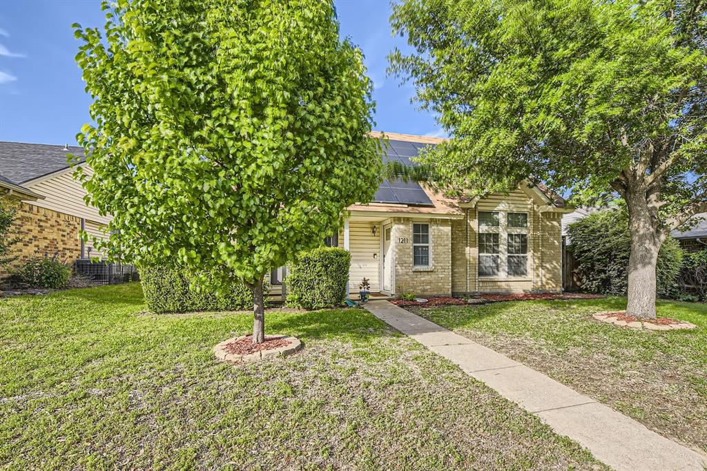 1211 Collin Drive