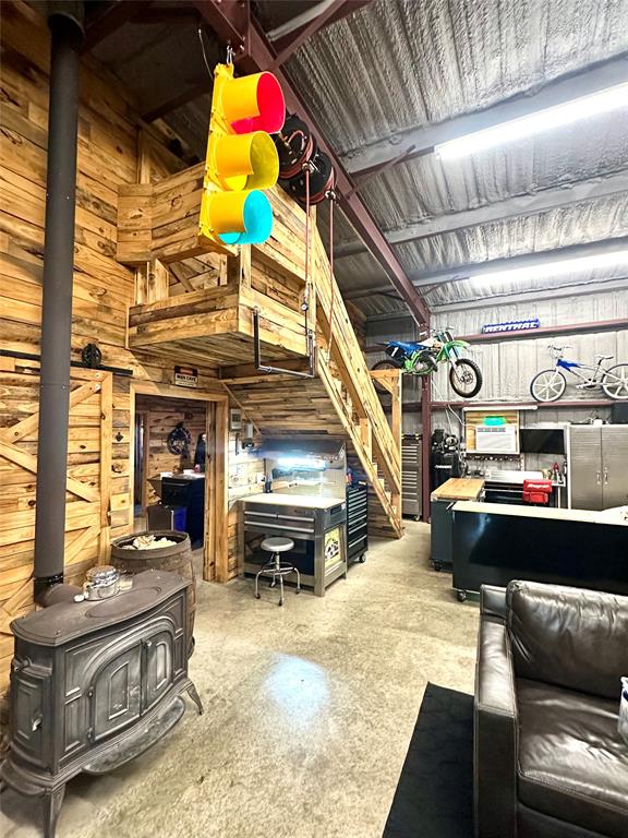2212 County Road 342