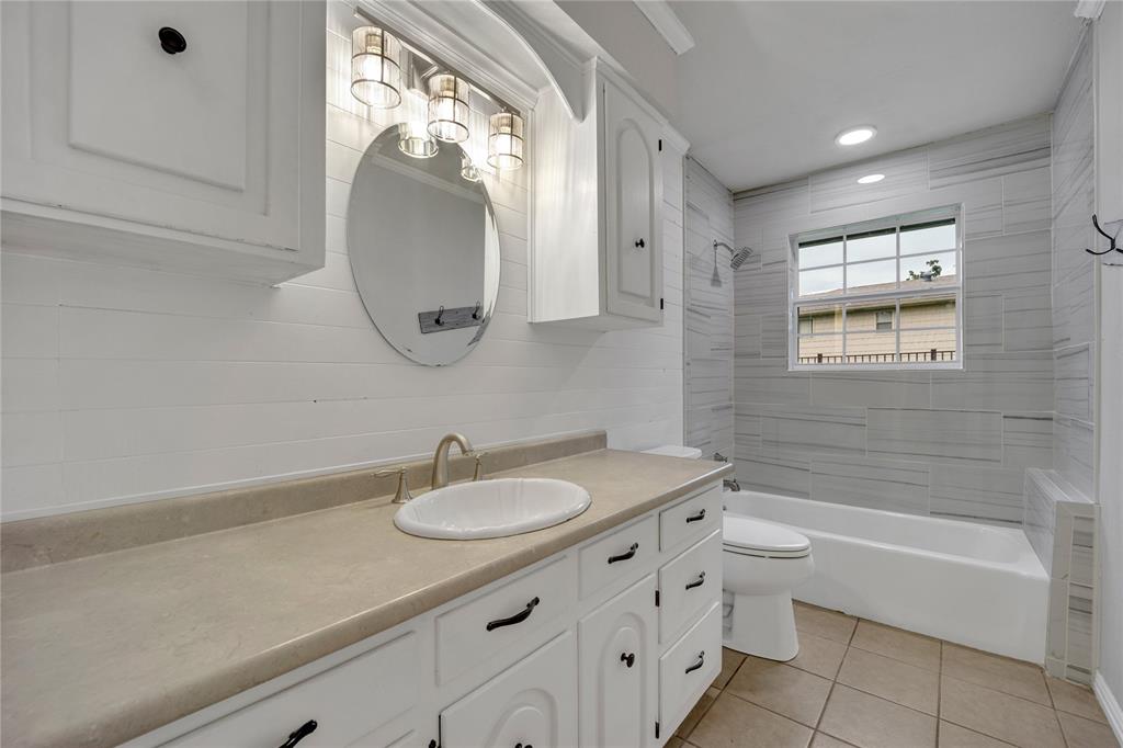 Arnold Hills - Residential