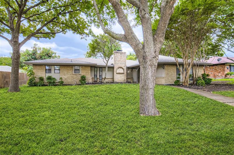 1724 Midcrest Drive