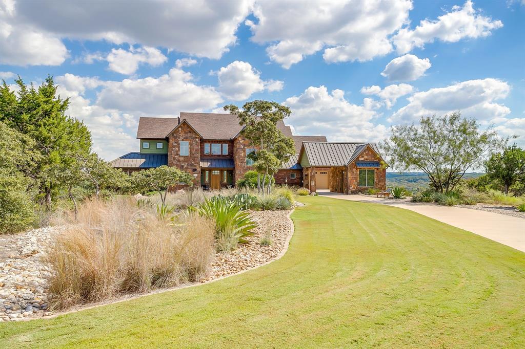 8225 Scotscraig Court