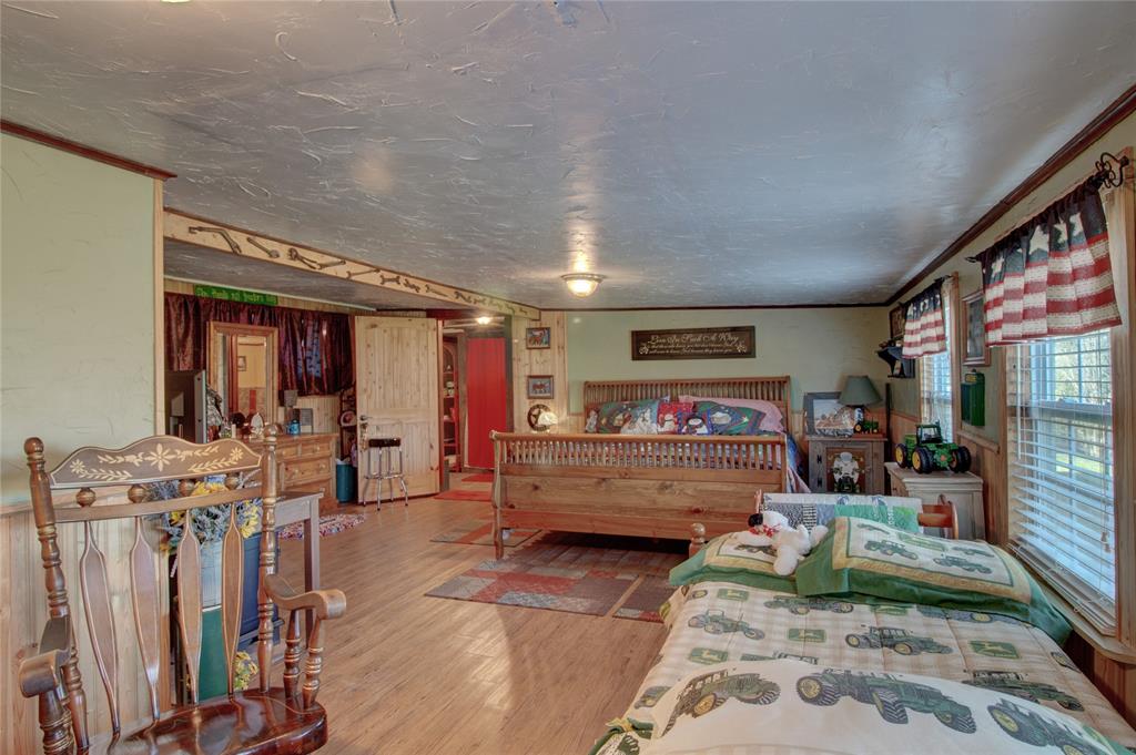 HARTFIELD - Commercial Sale