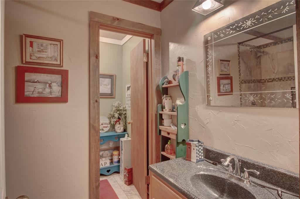 HARTFIELD - Commercial Sale