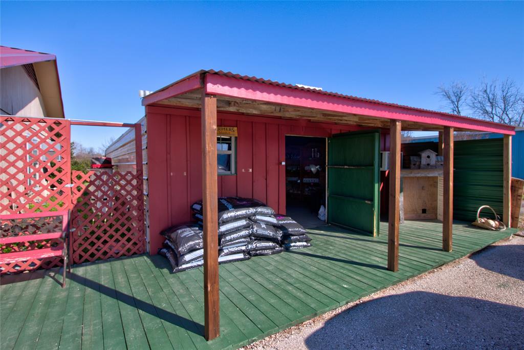 HARTFIELD - Commercial Sale