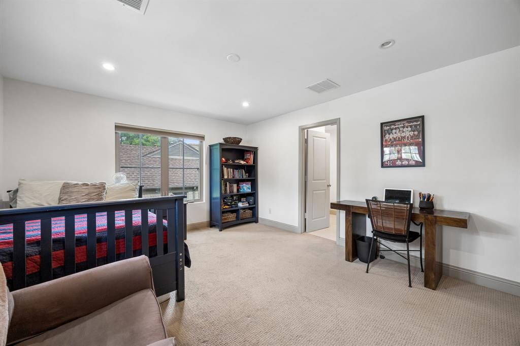 9261 Meadowglen Drive