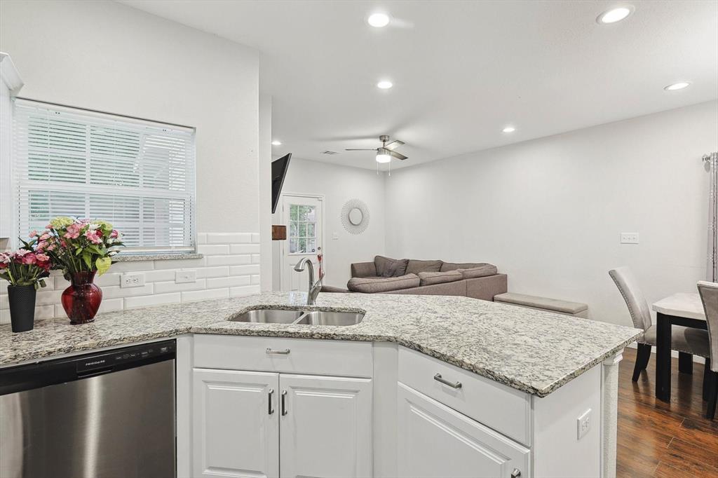 Douglas Park Add - Residential