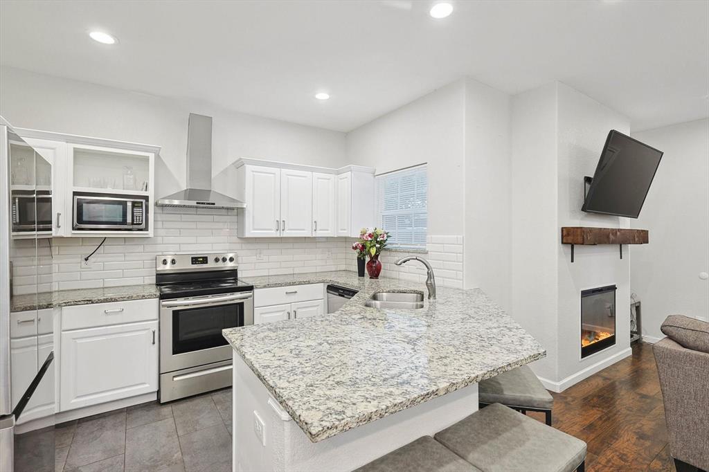 Douglas Park Add - Residential