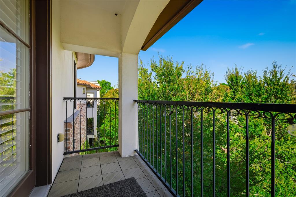 Bowser Intown Add - Residential