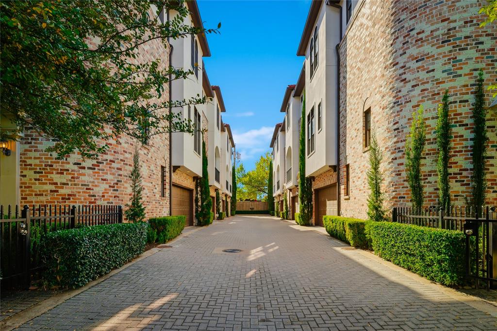 Bowser Intown Add - Residential