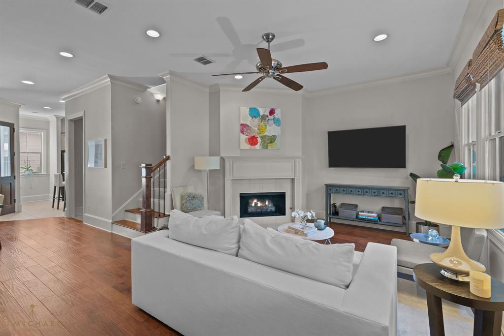 1921 Woodberry Avenue