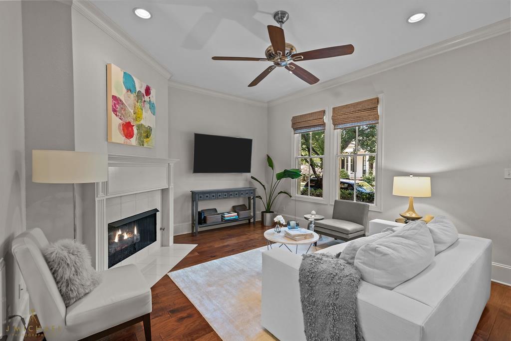 1921 Woodberry Avenue