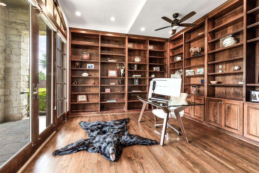 4928 Holly Tree Drive
