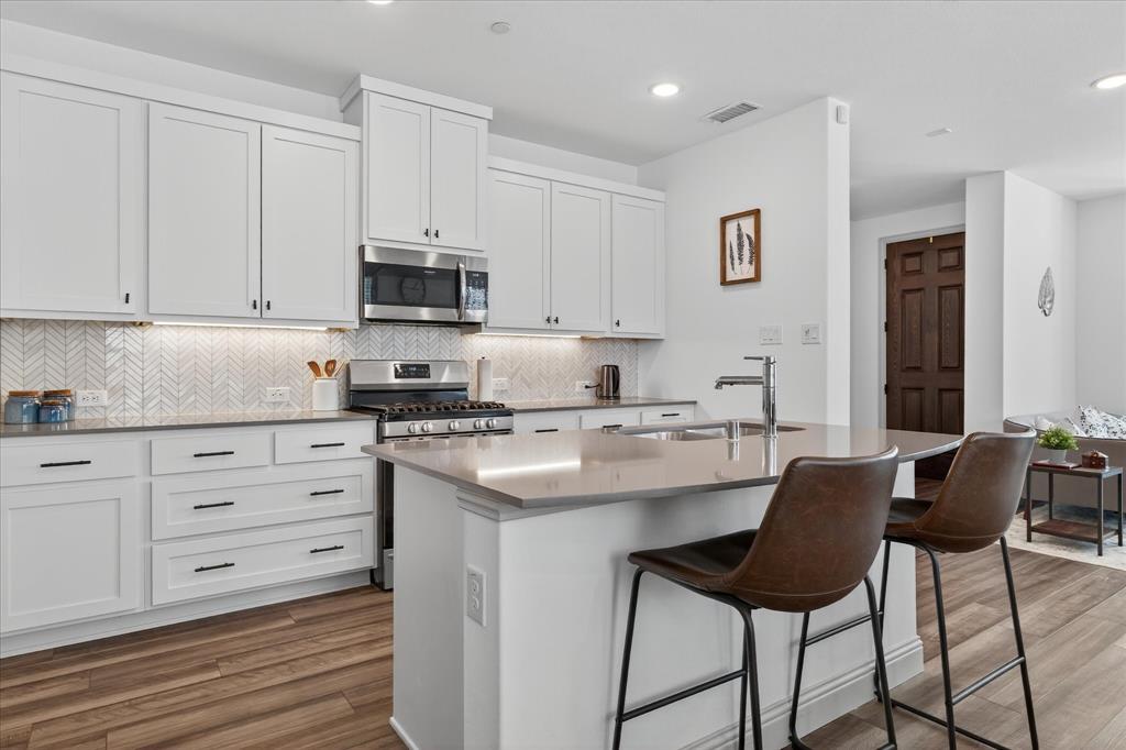 6064 Silverado Trail