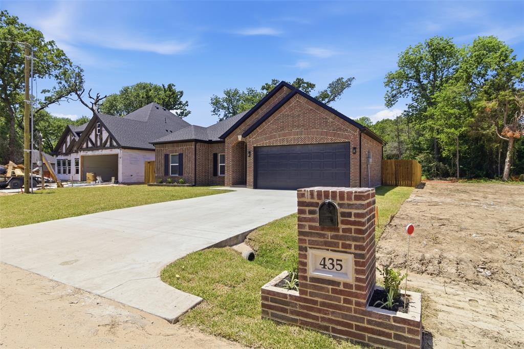 435 Waterboard Drive