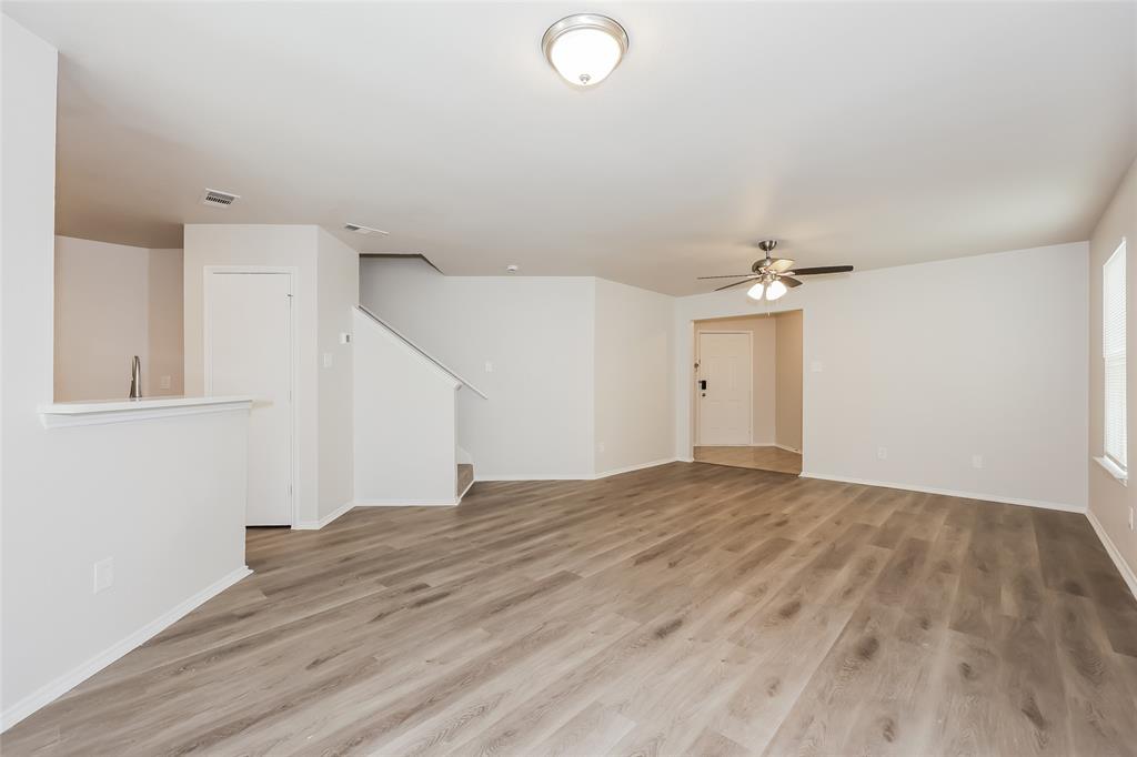 Los Encinos - Residential Lease