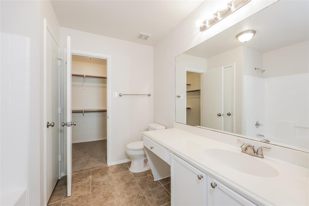 Los Encinos - Residential Lease