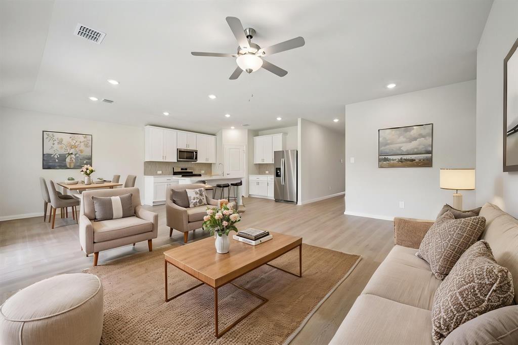 2201 Cottongrass Drive